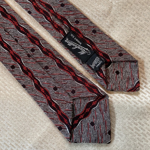 Vintage Manhattan Shirt Co., Men’s Skinny Tie -black, red and white - Picture 5 of 6